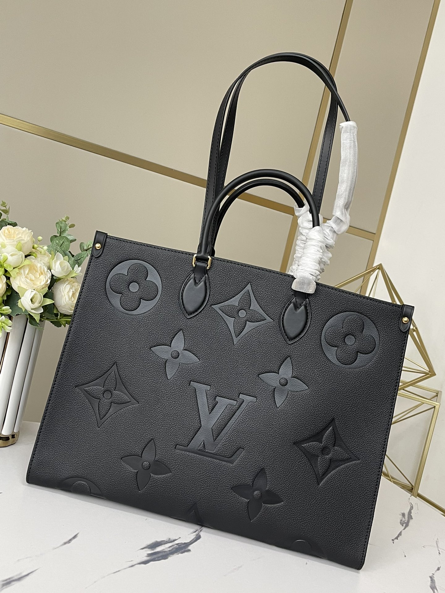 Louis Vuitton Shopping Bags